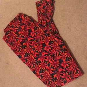 Lularoe tall and curvy leggings